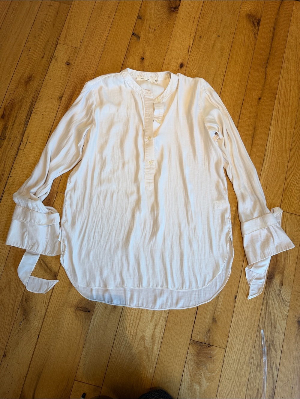 Ellison Women’s Long Sleeve Tie-Cuff Blouse Dusty Off White Small - C69-036